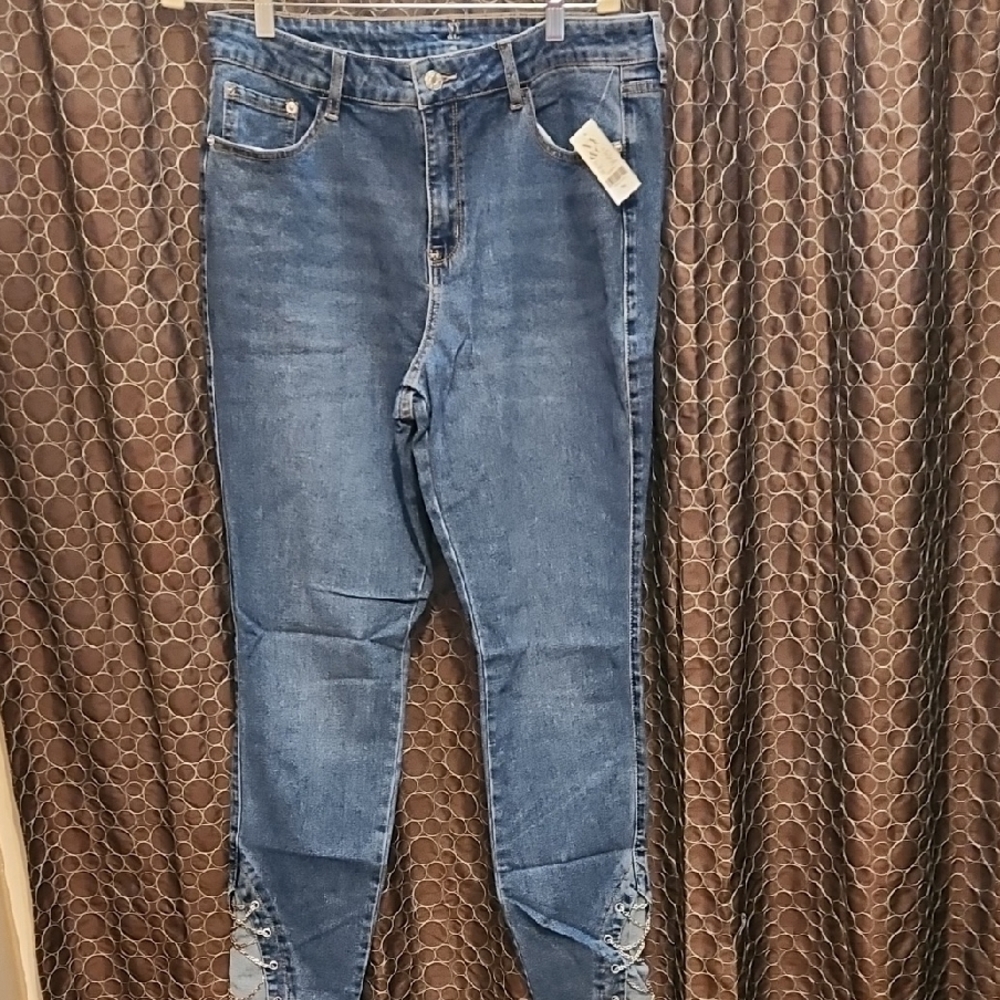 New York & Company Blue Skinny Jeans with Subtle Fading And Chains On The Bottom